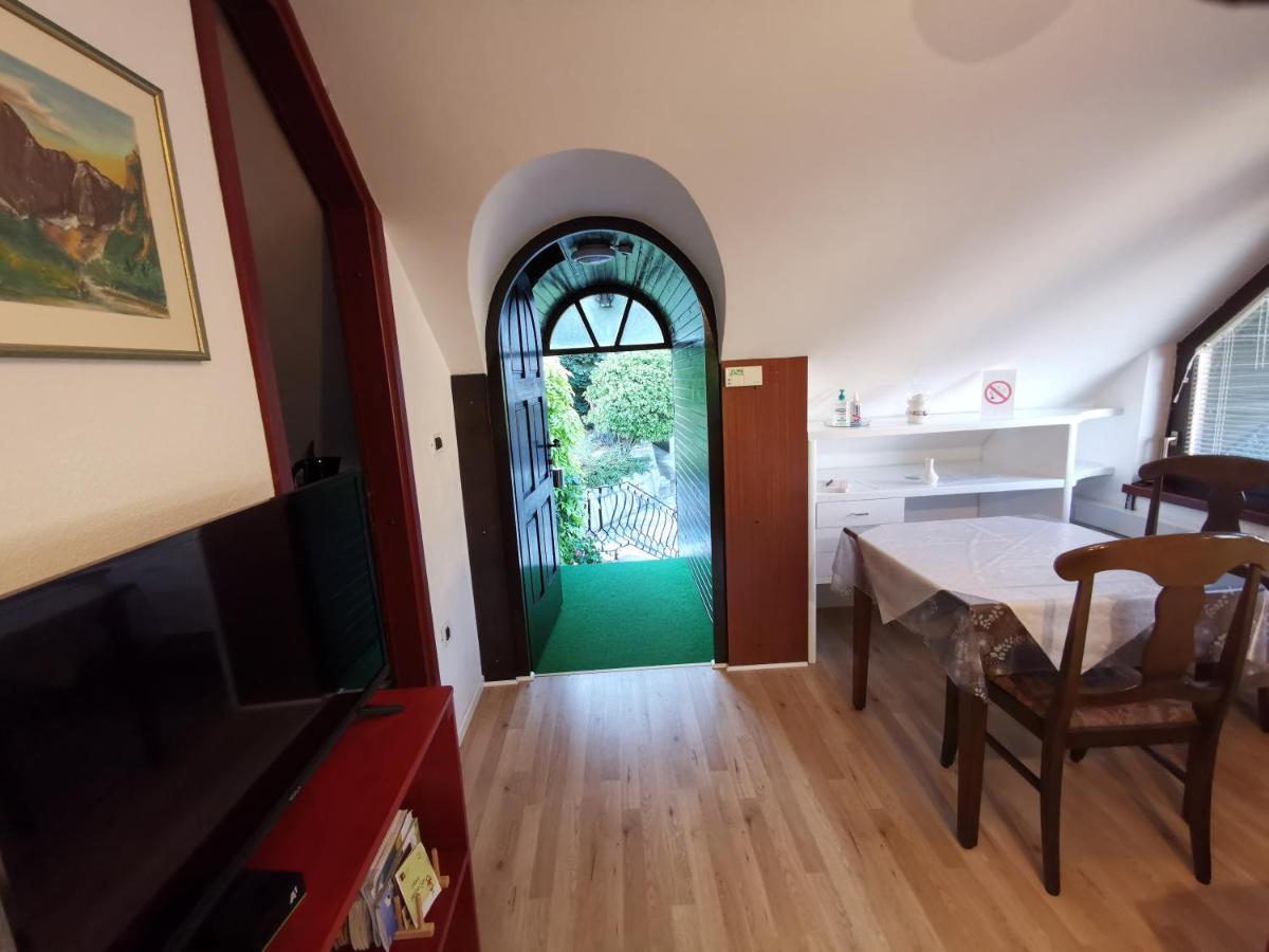 Apartmaji Mak Jesenice Ngoại thất bức ảnh
